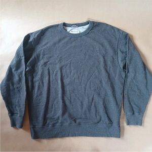 Champion Crew Neck Sweatshirt Pullover Minimalist Logo Datk Gray Heather Size XL